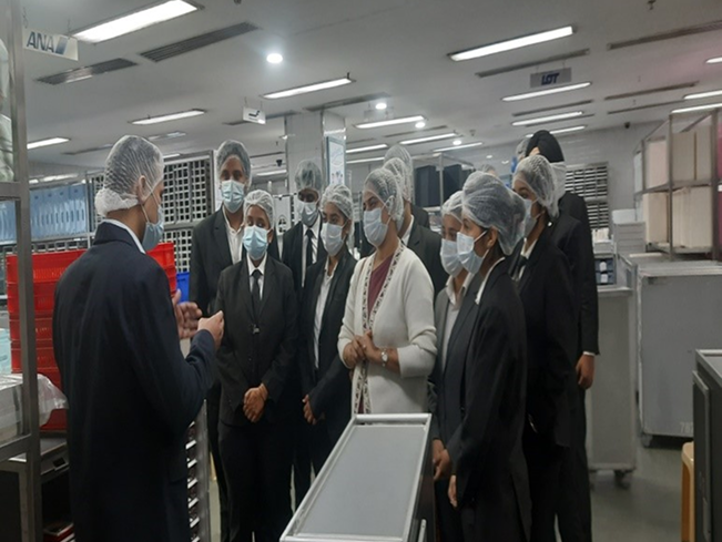 flight catering tour